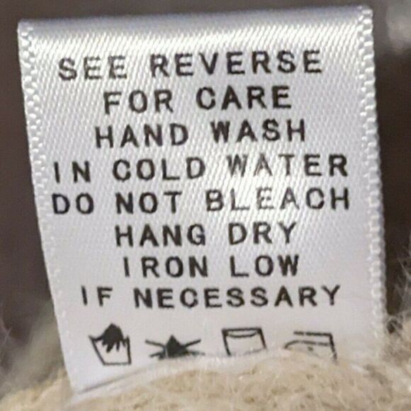 Day & Night Fuzzy Crop Cross Back Tank Bra Top Beige Cream Small NWT IST2124 - Picture 7 of 8